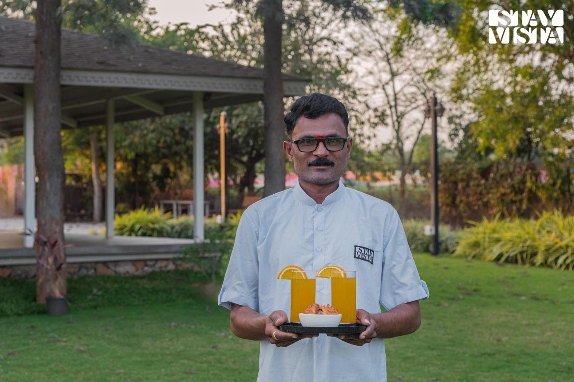 Stayvista'S Silver Grove - Serene Haven With Expansive Lawn & Terrace Nashik Exterior foto