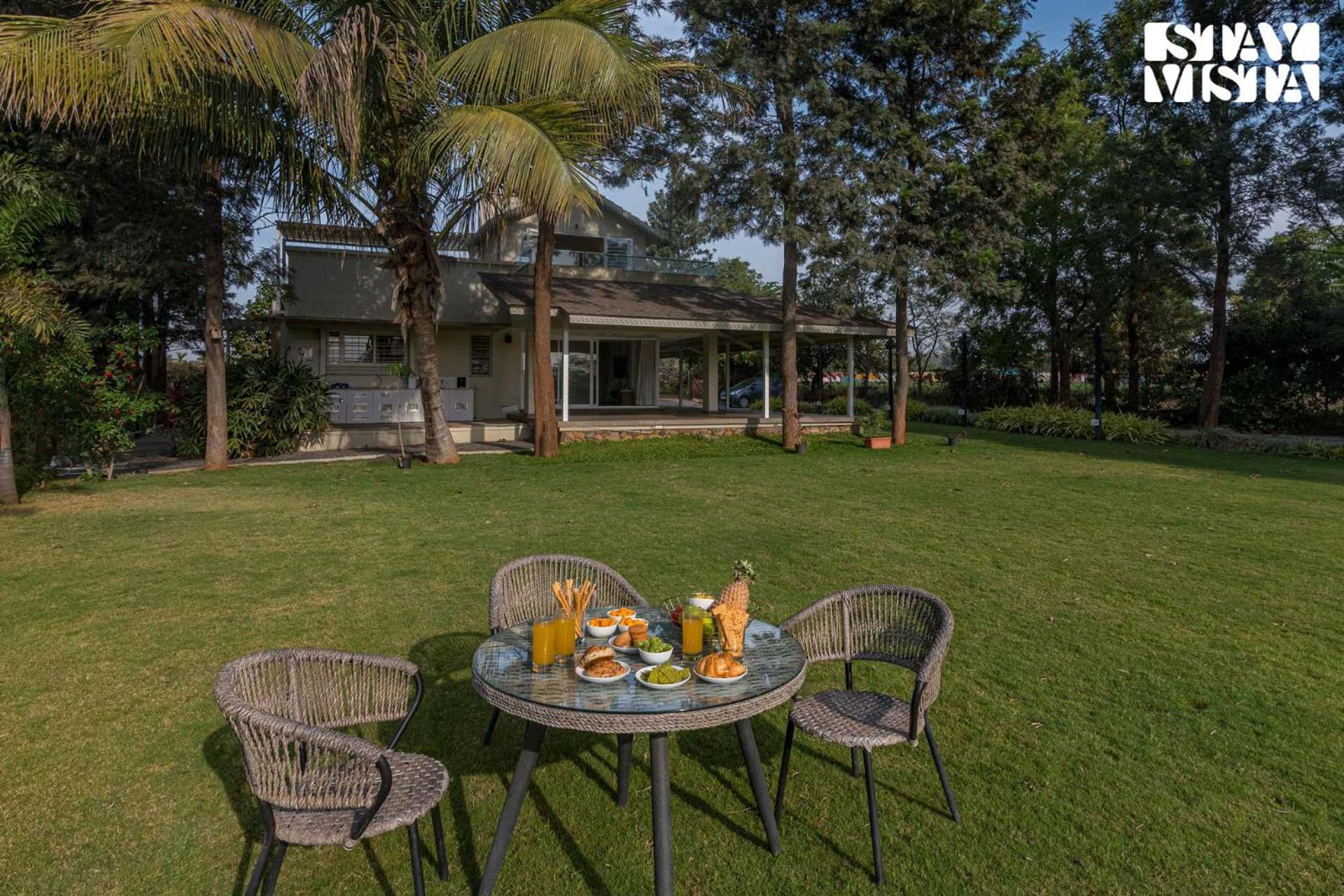 Stayvista'S Silver Grove - Serene Haven With Expansive Lawn & Terrace Nashik Exterior foto
